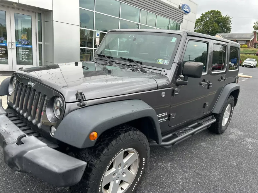 2016 Jeep Wrangler Unlimited Sport photo 1