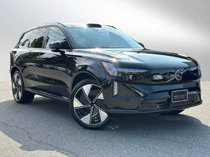 2025 Volvo EX90 Twin Motor Plus photo 1