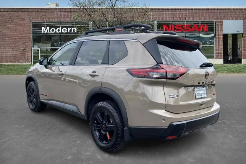 2025 Nissan Rogue SV photo 1