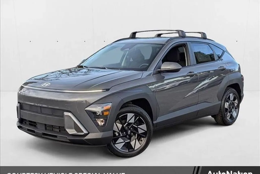 2025 Hyundai Kona SEL photo 1