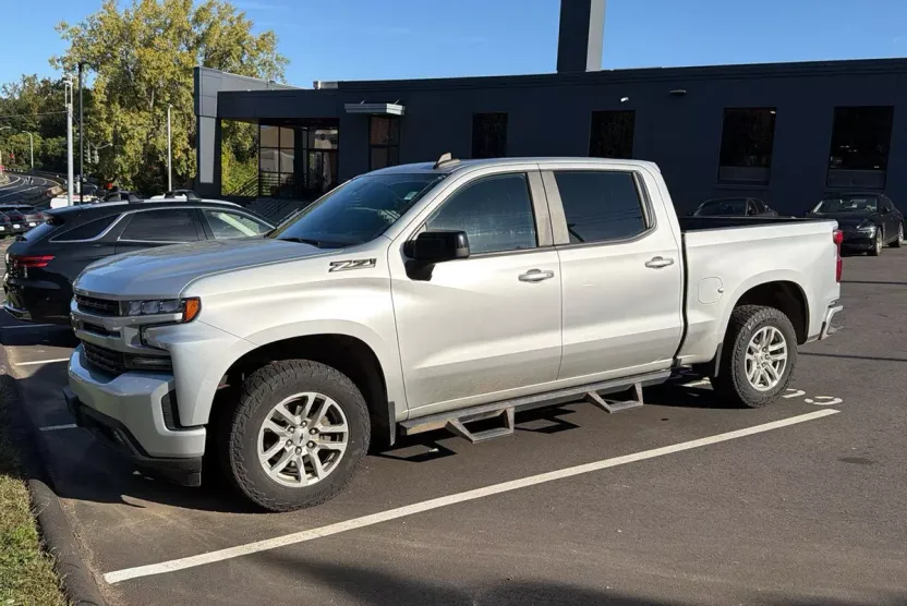 2020 Chevrolet Silverado 1500 RST photo 1
