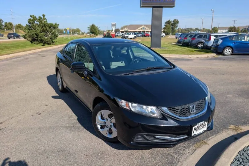 2015 Honda Civic LX photo 1