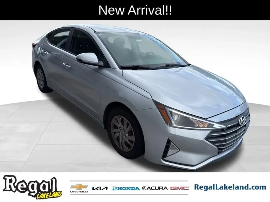 2019 Hyundai Elantra SE photo 1