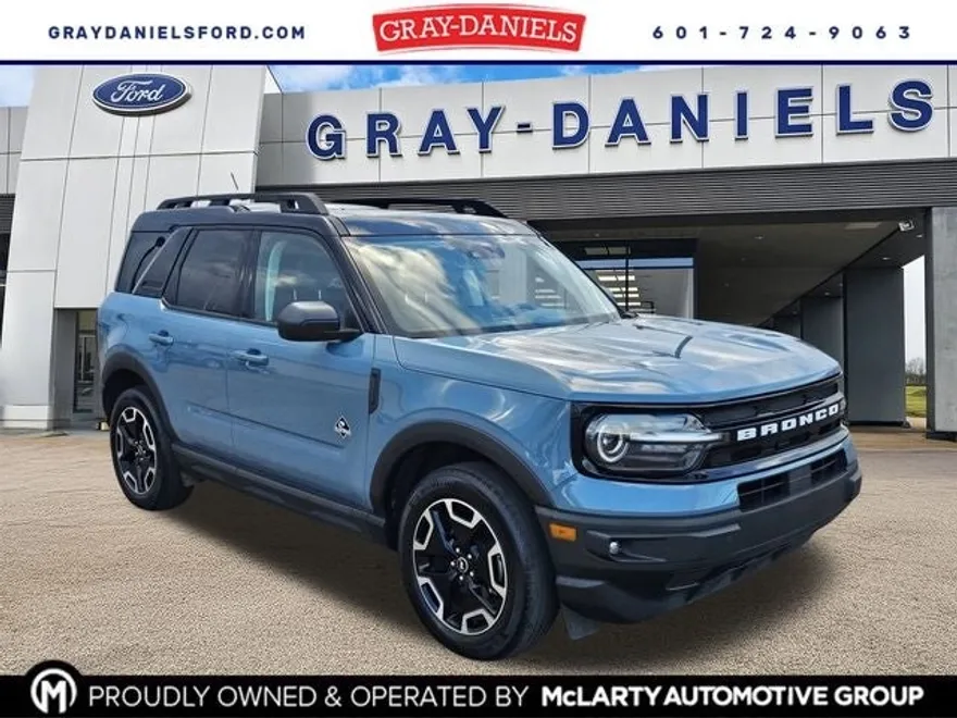 2023 Ford Bronco Sport Outer Banks photo 1