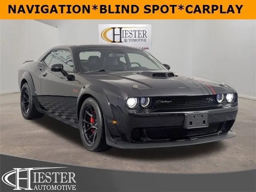 2023 Dodge Challenger R/T Scat Pack Widebody photo 1