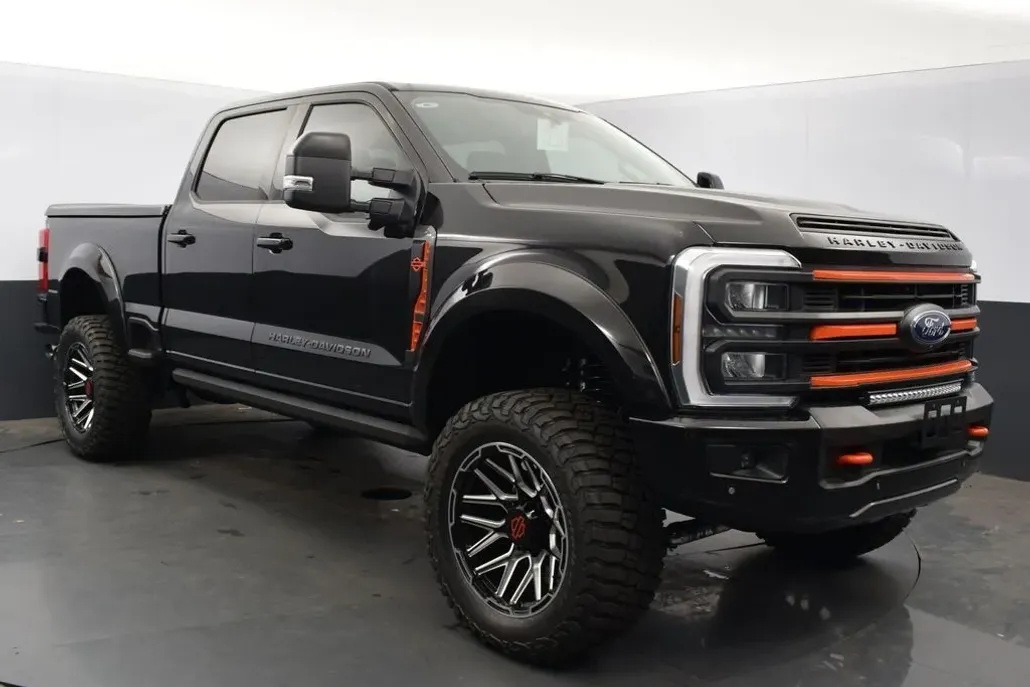 2024 Ford F-250 Harley-Davidson Edition photo 1
