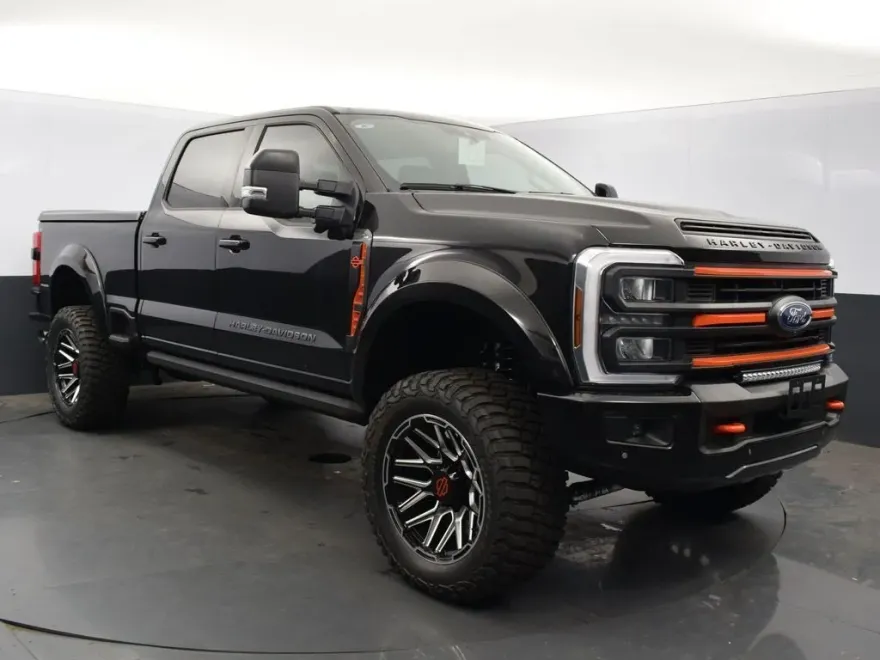 2024 Ford F-250 Harley-Davidson Edition photo 1