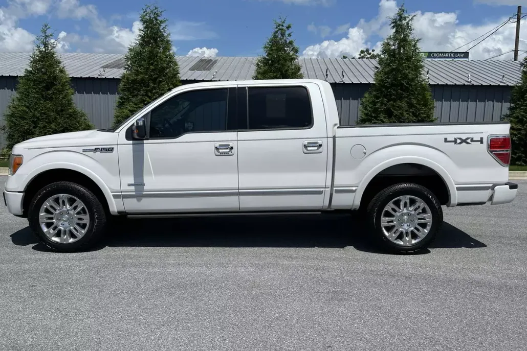 2012 Ford F-150 Lariat photo 1