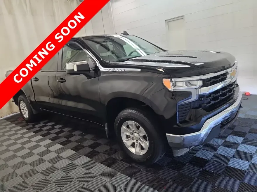 2023 Chevrolet Silverado 1500 LT photo 1