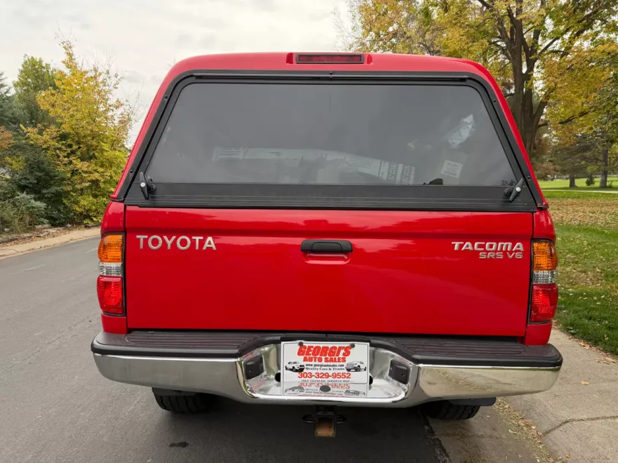 2003 Toyota Tacoma XtraCab V6 4x4 photo 1