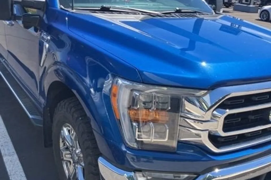 2022 Ford F-150 XL photo 1