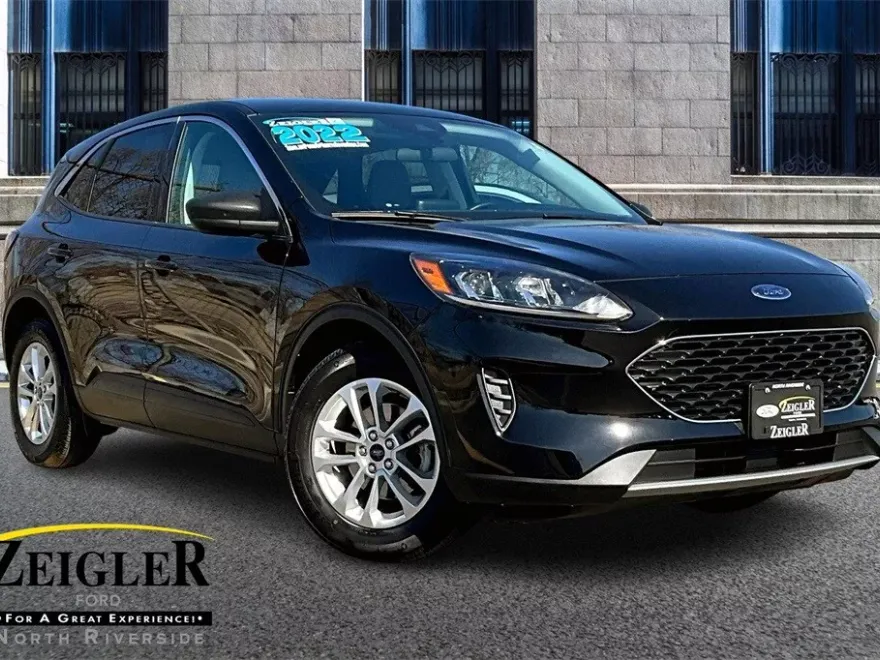 2022 Ford Escape SE photo 1