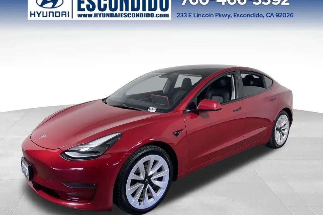 2021 Tesla Model 3 Standard Range Plus photo 1