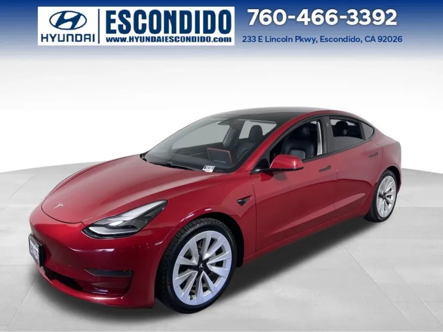 2021 Tesla Model 3 Standard Range Plus photo 1