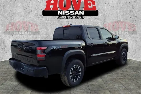 2024 Nissan Frontier PRO-4X photo 3