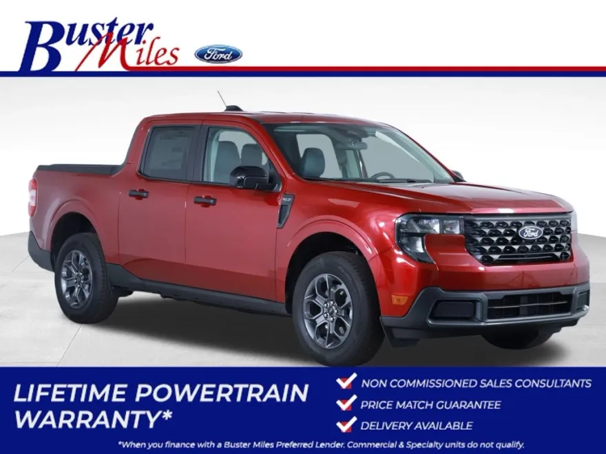 2025 Ford Maverick XLT photo 1