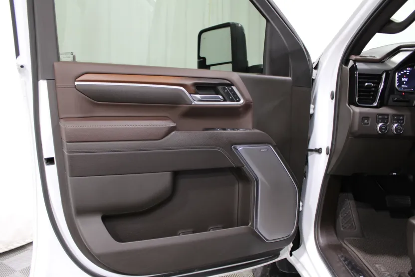 2024 Gmc Sierra 2500 HD Denali photo 1