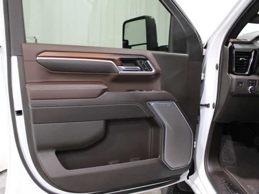2024 Gmc Sierra 2500 HD Denali photo 1