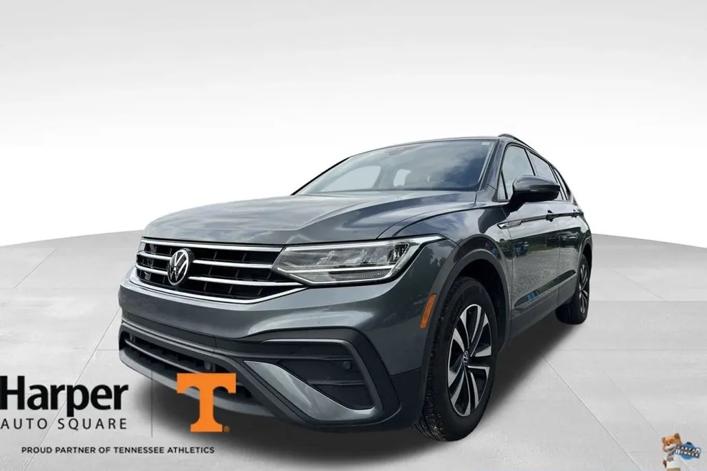 2023 Volkswagen Tiguan S photo 1