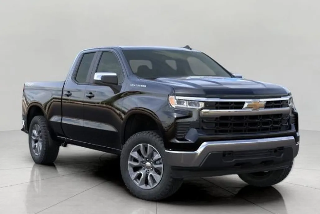 2026 Chevrolet Silverado 1500 LT photo 1