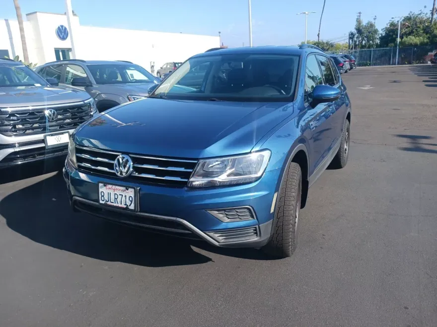 2019 Volkswagen Tiguan S photo 1