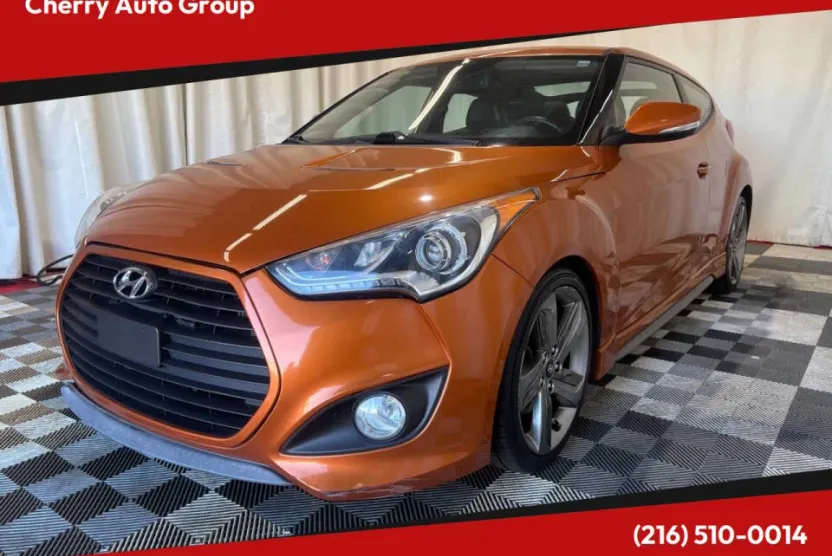 2013 Hyundai Veloster Turbo photo 1