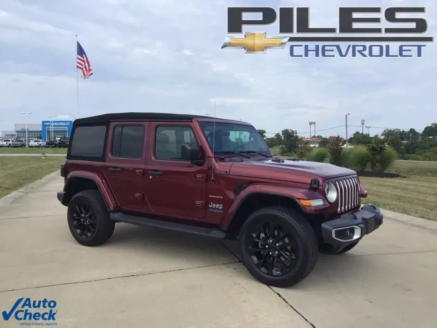 2021 Jeep Wrangler 4xe Unlimited Sahara photo 1