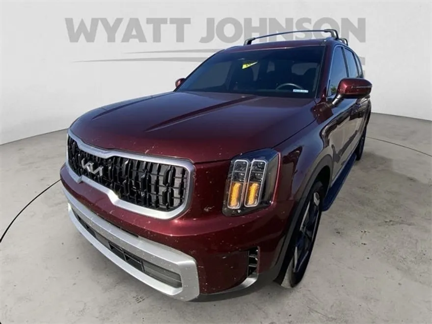 2024 Kia Telluride EX photo 1