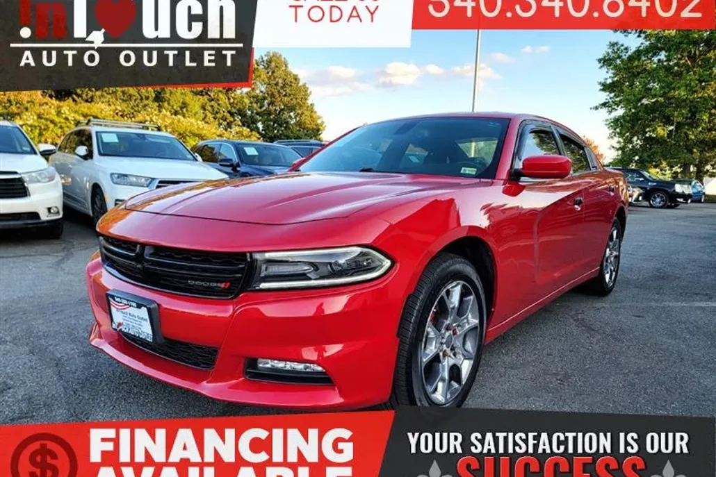 2015 Dodge Charger SXT AWD photo 1