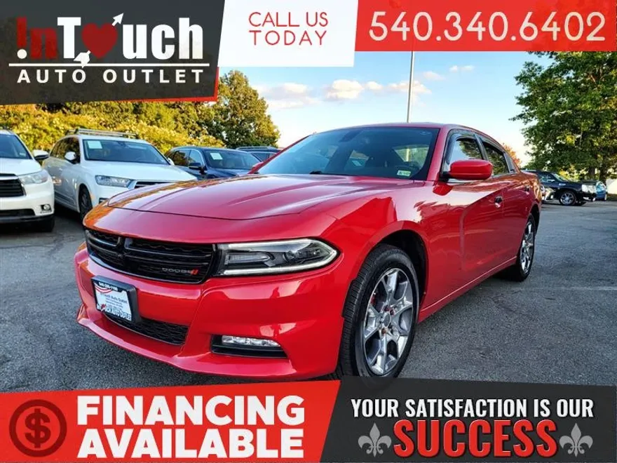 2015 Dodge Charger SXT AWD photo 1