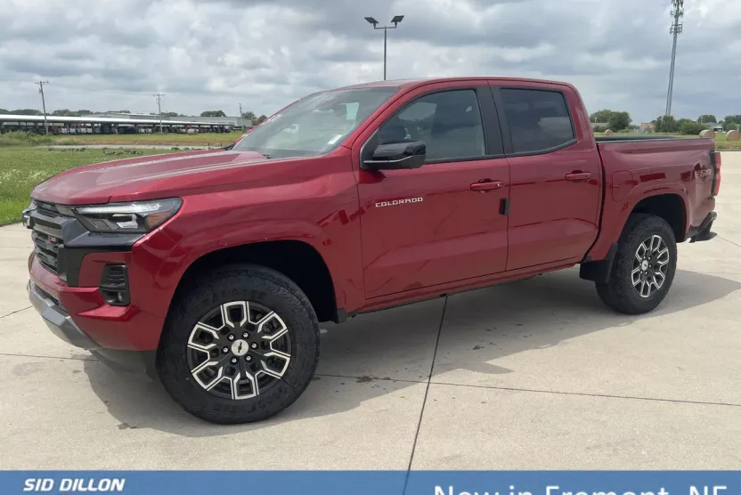 2026 Chevrolet Colorado Z71 photo 1