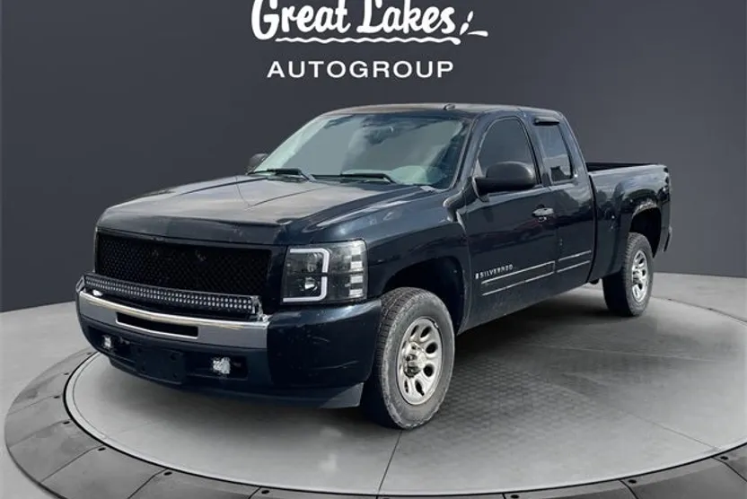 2009 Chevrolet Silverado 1500 LS photo 1