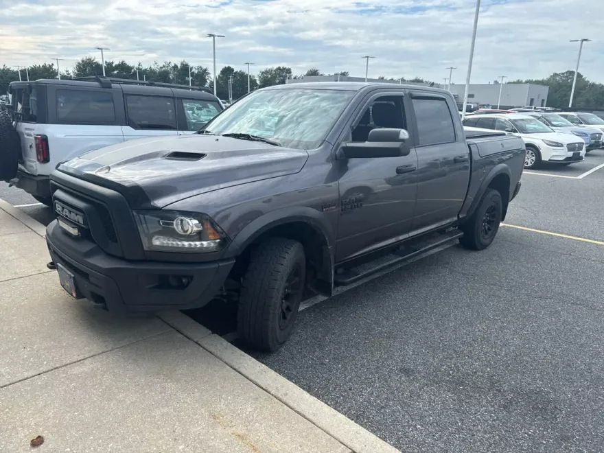 2021 Ram 1500 Classic SLT photo 1