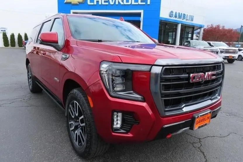 2023 Gmc Yukon XL AT4 photo 1