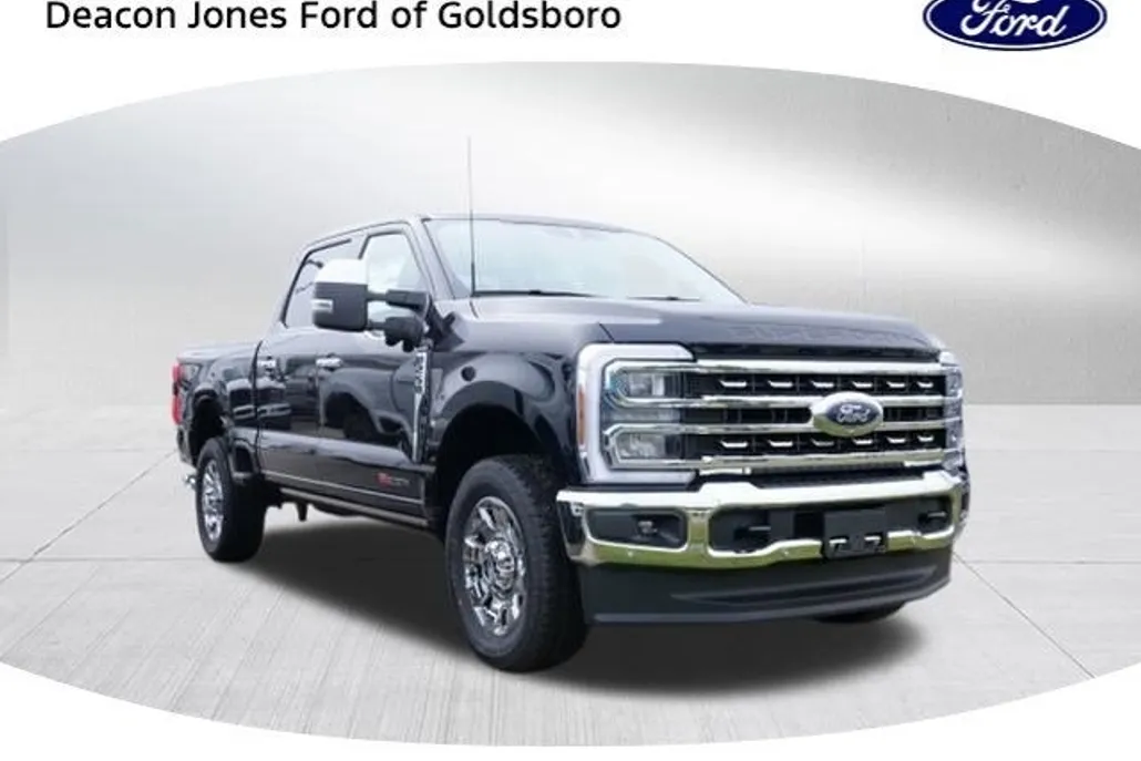 2025 Ford F-250 Lariat photo 1