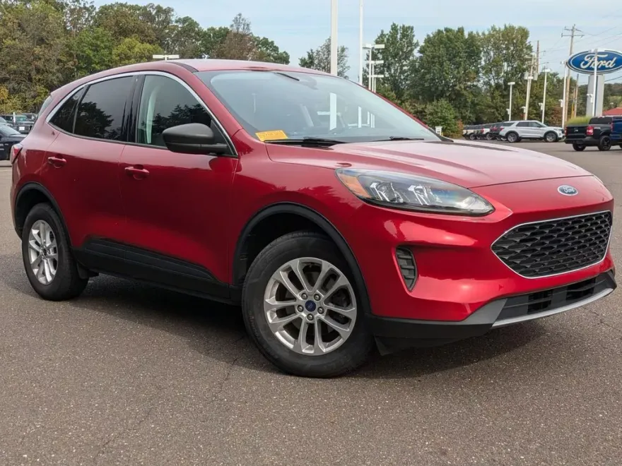 2022 Ford Escape SE photo 1