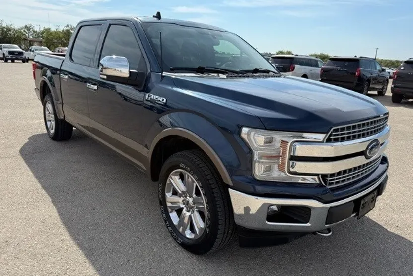 2019 Ford F-150 Lariat photo 1