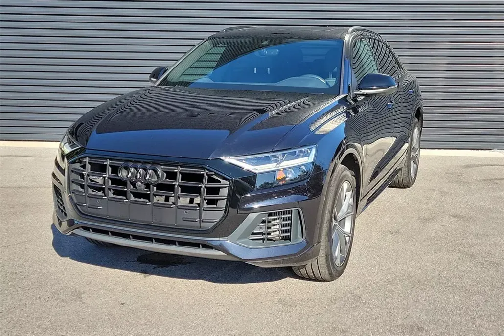 2021 Audi Q8 55 Premium photo 1