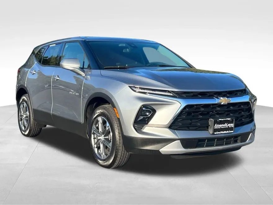 2025 Chevrolet Blazer 2LT photo 1