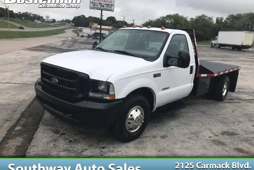 2004 Ford F-350 XL photo 1