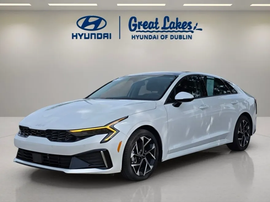 2025 Kia K5 EX photo 1