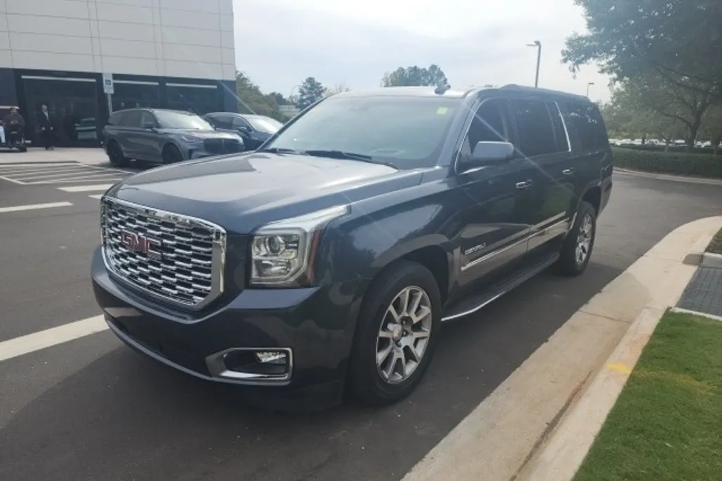 2019 Gmc Yukon XL Denali photo 1