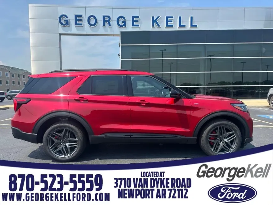 2025 Ford Explorer ST-Line photo 1