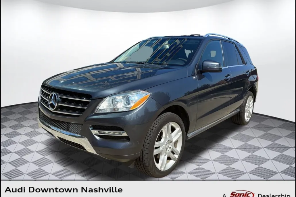 2015 Mercedes Benz ML 350 4MATIC photo 1