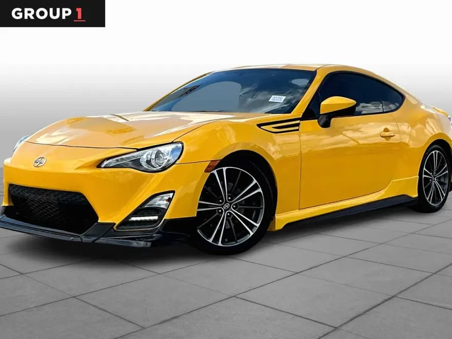 2015 Scion FR-S photo 1