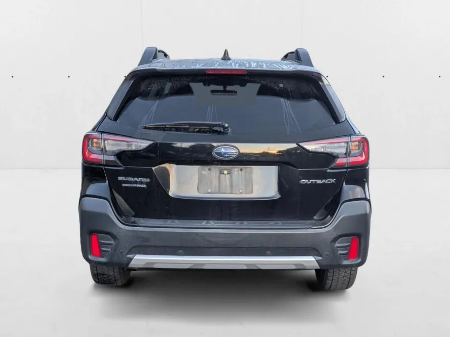 2020 Subaru Outback Limited photo 1