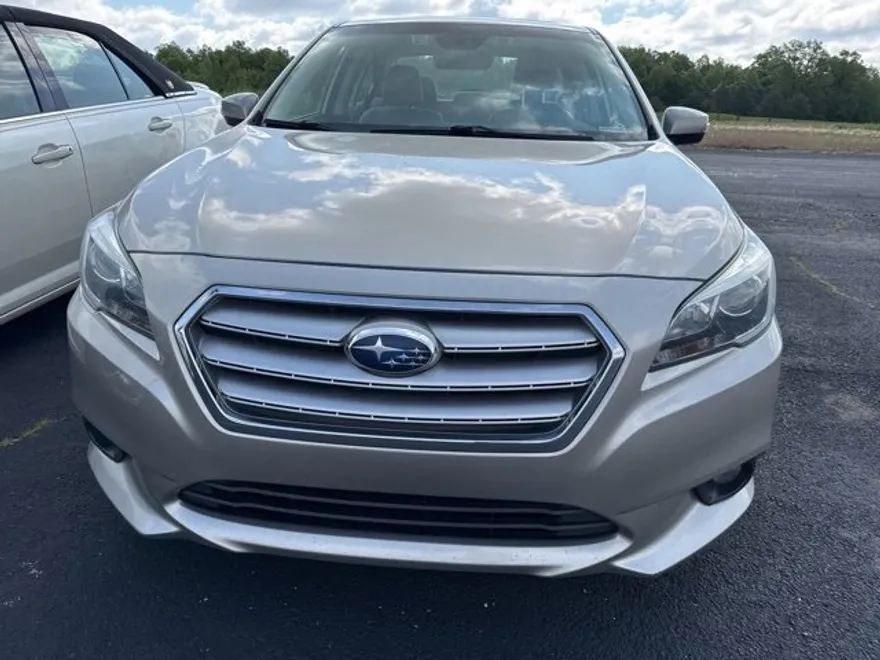 2017 Subaru Legacy Limited photo 1