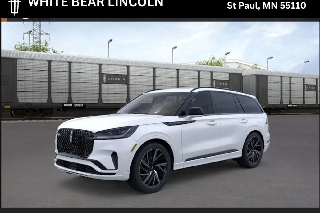 2025 Lincoln Aviator Black Label photo 1