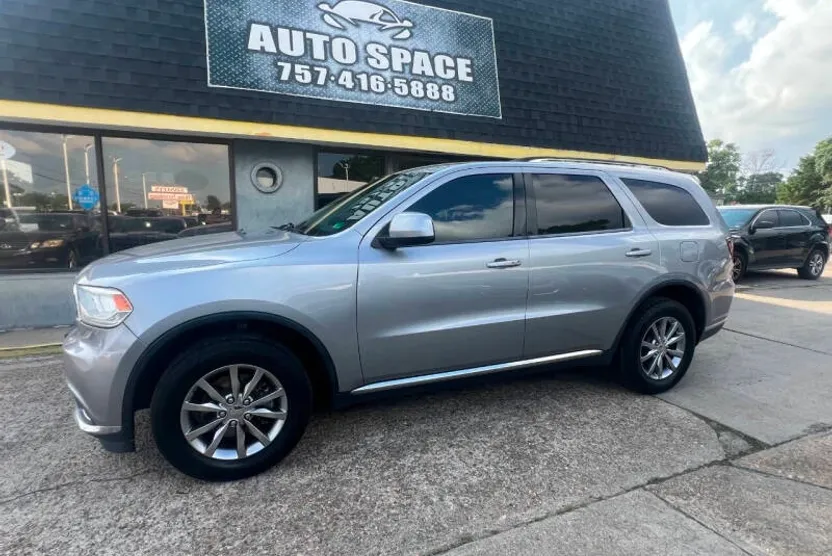 2017 Dodge Durango SXT Plus photo 1