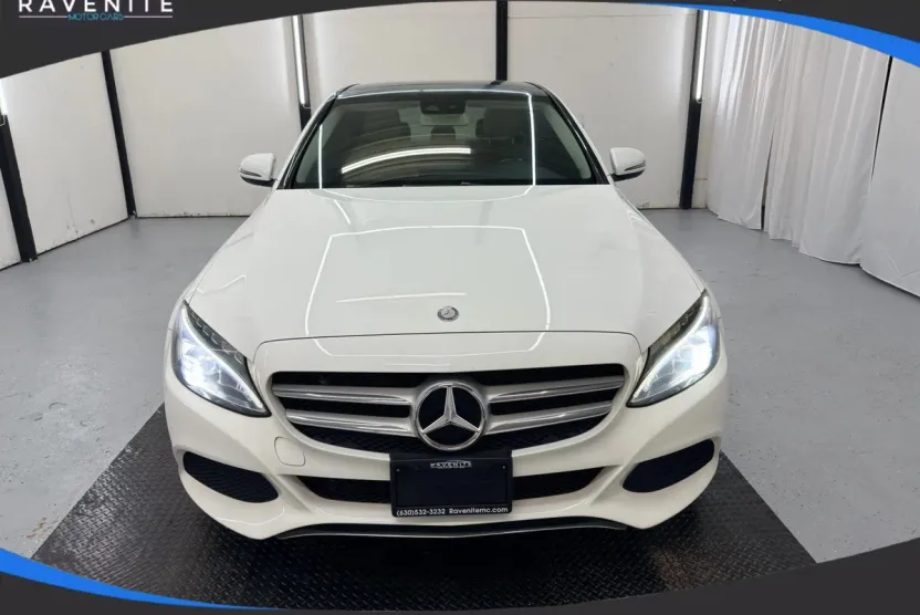 2016 Mercedes Benz C 300 photo 1